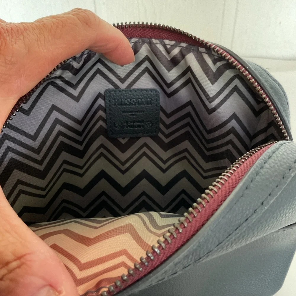 NWOT Missoni Vegan Navy Blue Leather Cosmetic Bag